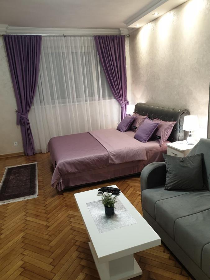 Elena Lux Apartment Белград Екстериор снимка